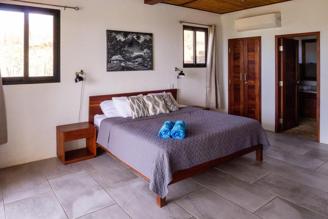 Casa Margarita - Stylish 3-Bdrm Home - Pool, Ocean & Sunset Views سان خوان ديل سور المظهر الخارجي الصورة